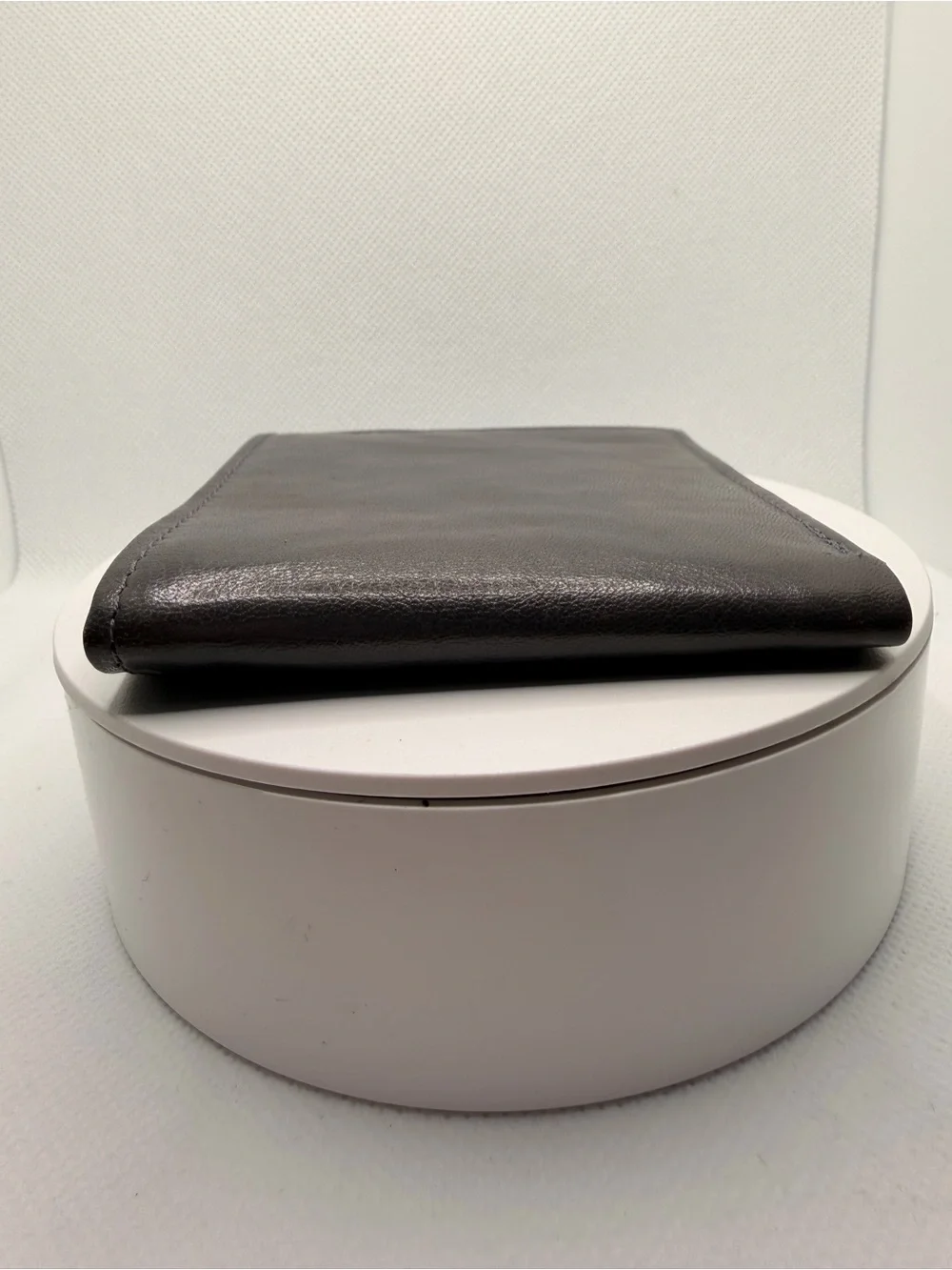 Genuine Leather Grey Minimalist Bi Fold Slim Billfold Wallet